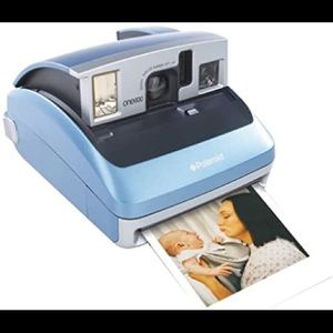 Classic Polaroid One600 Camera
